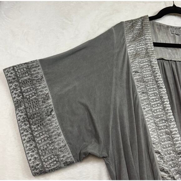 POL L Gray Boho Open Front Embroidered Kimono Cardigan Coastal Minimalist Hippie - Picture 2 of 9